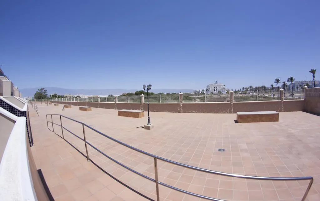 Be Free Laguna Playa Рокетас-де-Мар